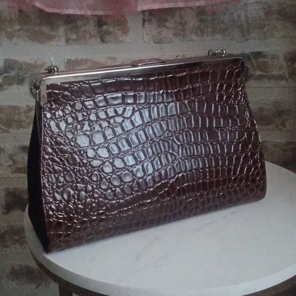 Tallula Tate - Picture 10 of 15